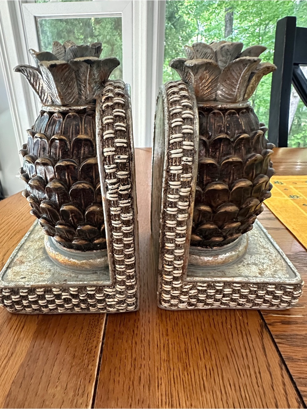 Vintage Pineapple Bookends Ceramic Beautifully Detailed Pair in VGUC
